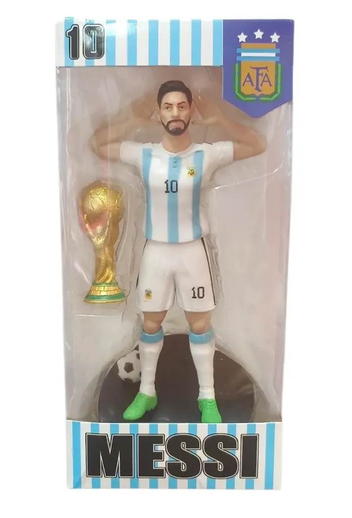 MUÑECO MESSI + COPA