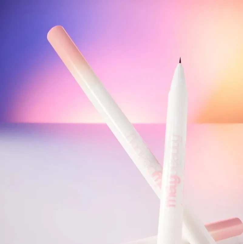 Lapiz delineador de labios 3 tonos Mely