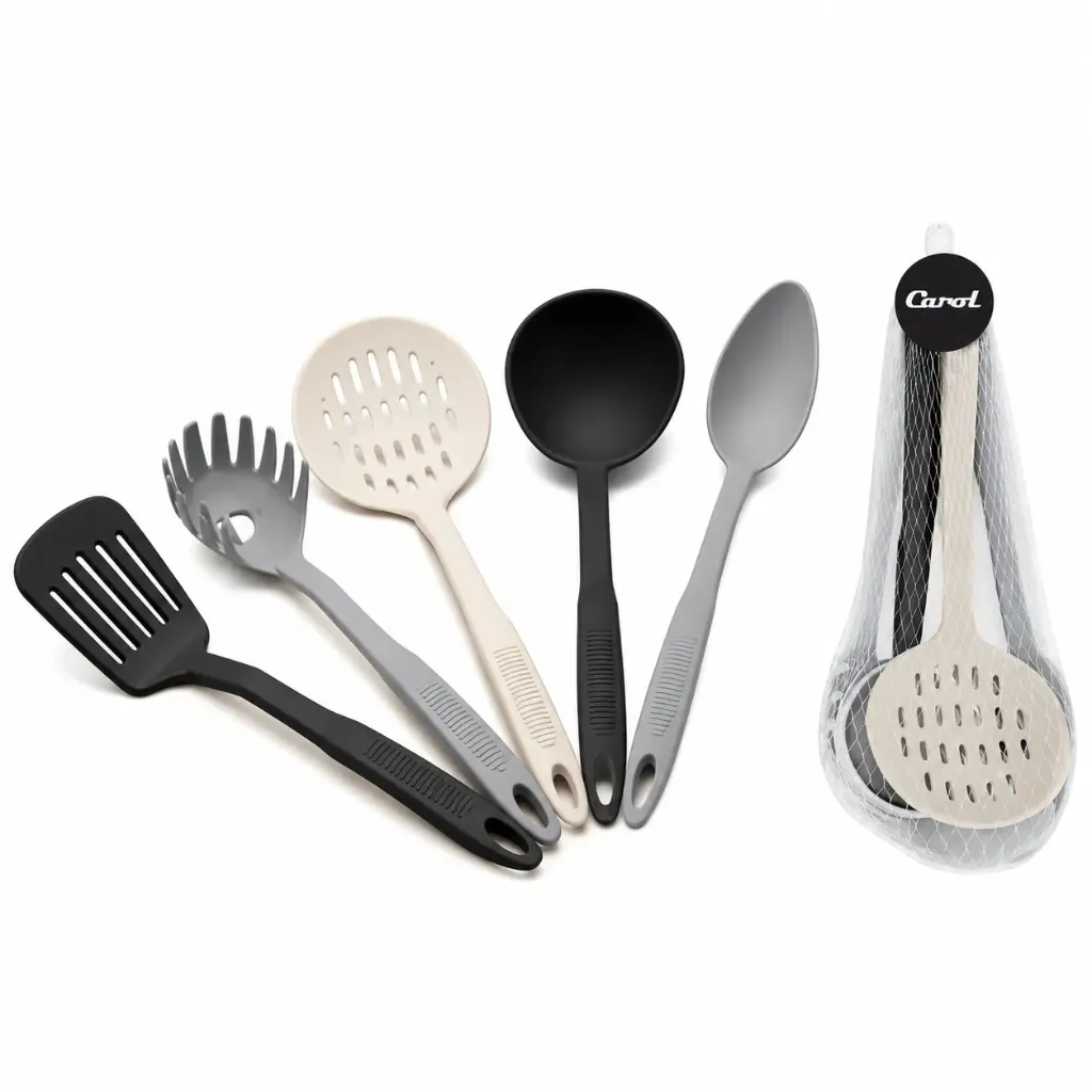 🔵Utensilios plásticos en red x5 Carol