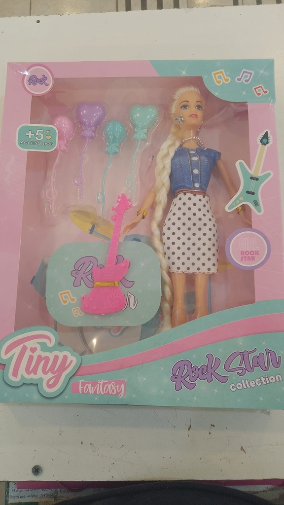 MUÑECA TINY FANTASY ROCK STAR