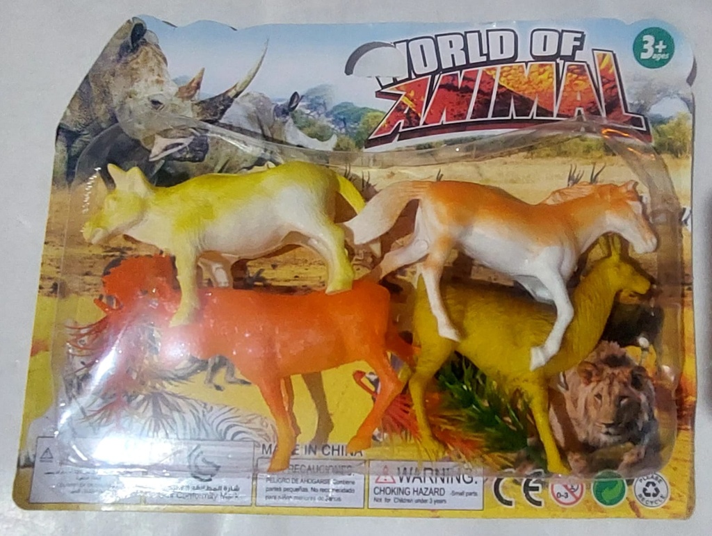 SET DE ANIMALES WORLD OF ANIMAL X4 Y ACC. EN BLISTER (1)